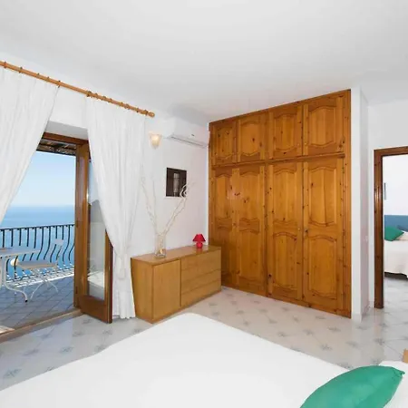 De Vivo Realty - Savina Villa